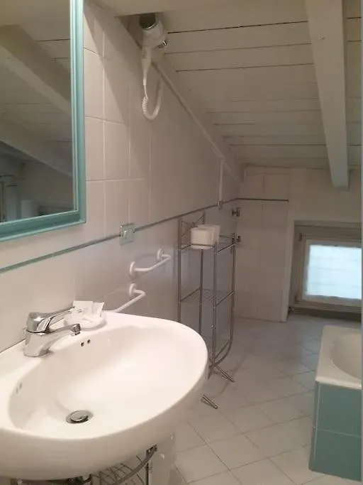 Artemisia Antique Rooms Fara Bergamo 0*,