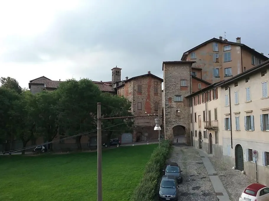 Artemisia Antique Rooms Fara Bergamo 0*,  Italy